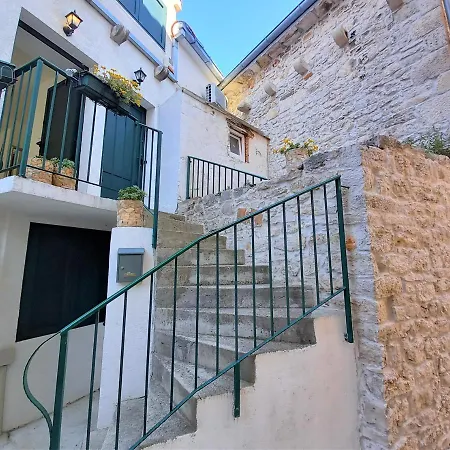 Apartamento Megi In Historical Core *