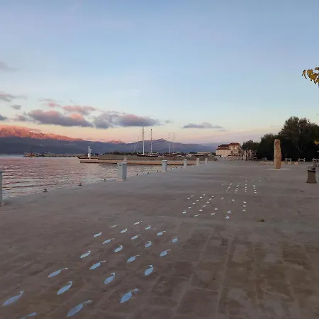 Megi In Historical Core סופטאר