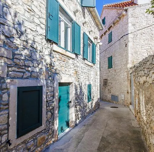 Apartamento Megi In Historical Core Supetar